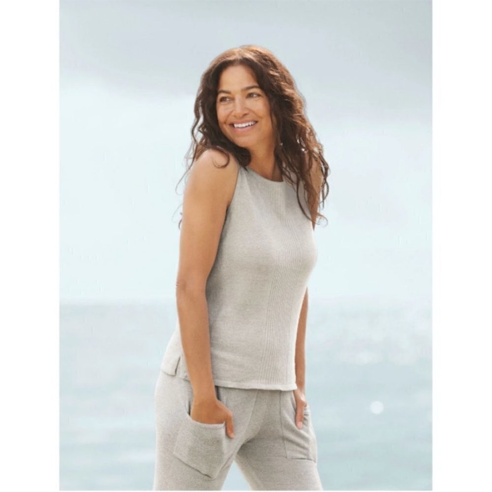 Barefoot Dreams | CozyChic Ultra Lite Sleeveless Boatneck Tee in Fog Gray